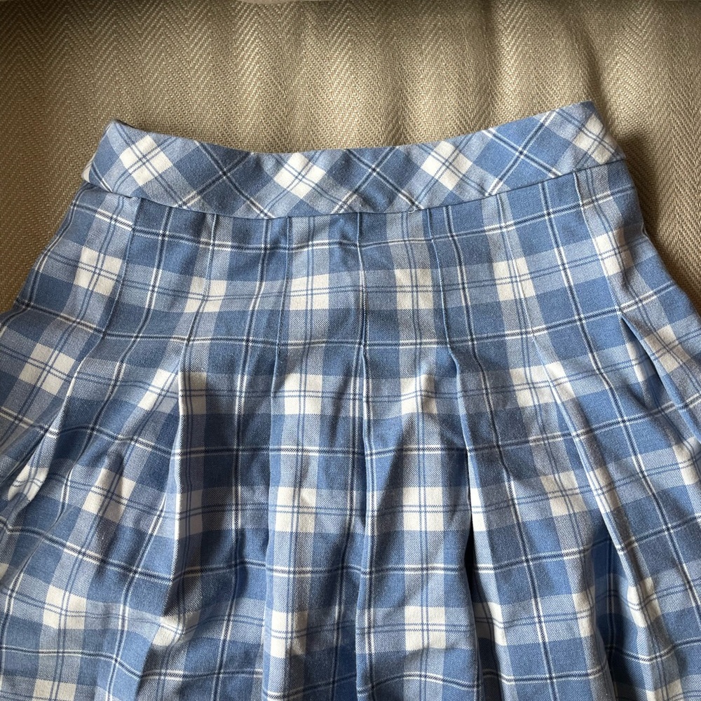 Aritzia Sunday best skirt size 2 like new